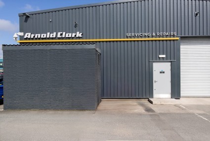 Arnold Clark 1