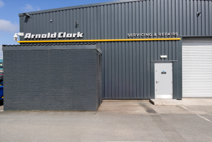 Arnold Clark 1